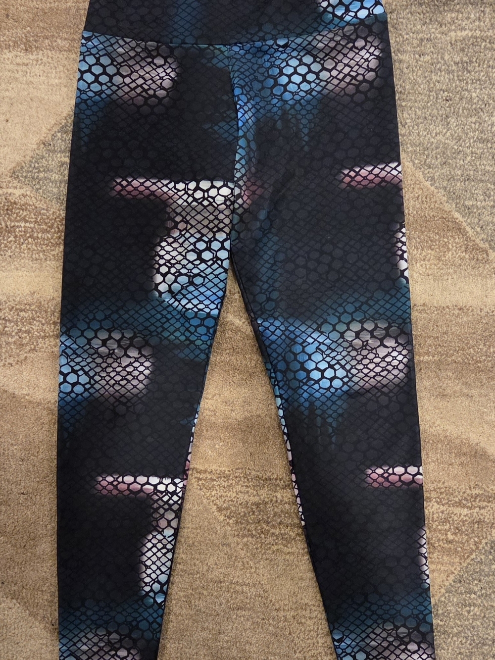 Onzie Snake-Scale Leggings in Black with Blue & Pink Highlights